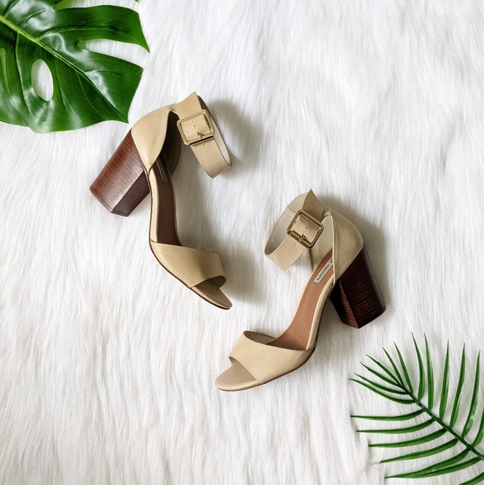 Steve Madden Bellle cream and brown ankle strap block heel size 9.5